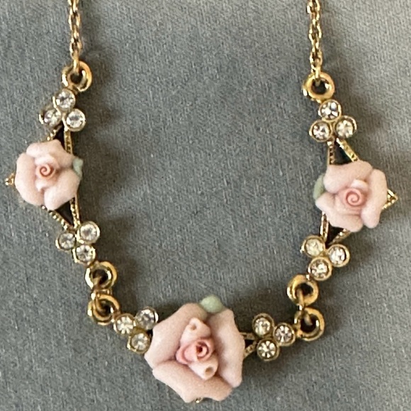 1928 Jewelry - 1928 Porcelain Rose Necklace 16”L Gold Tone w Rhinestones